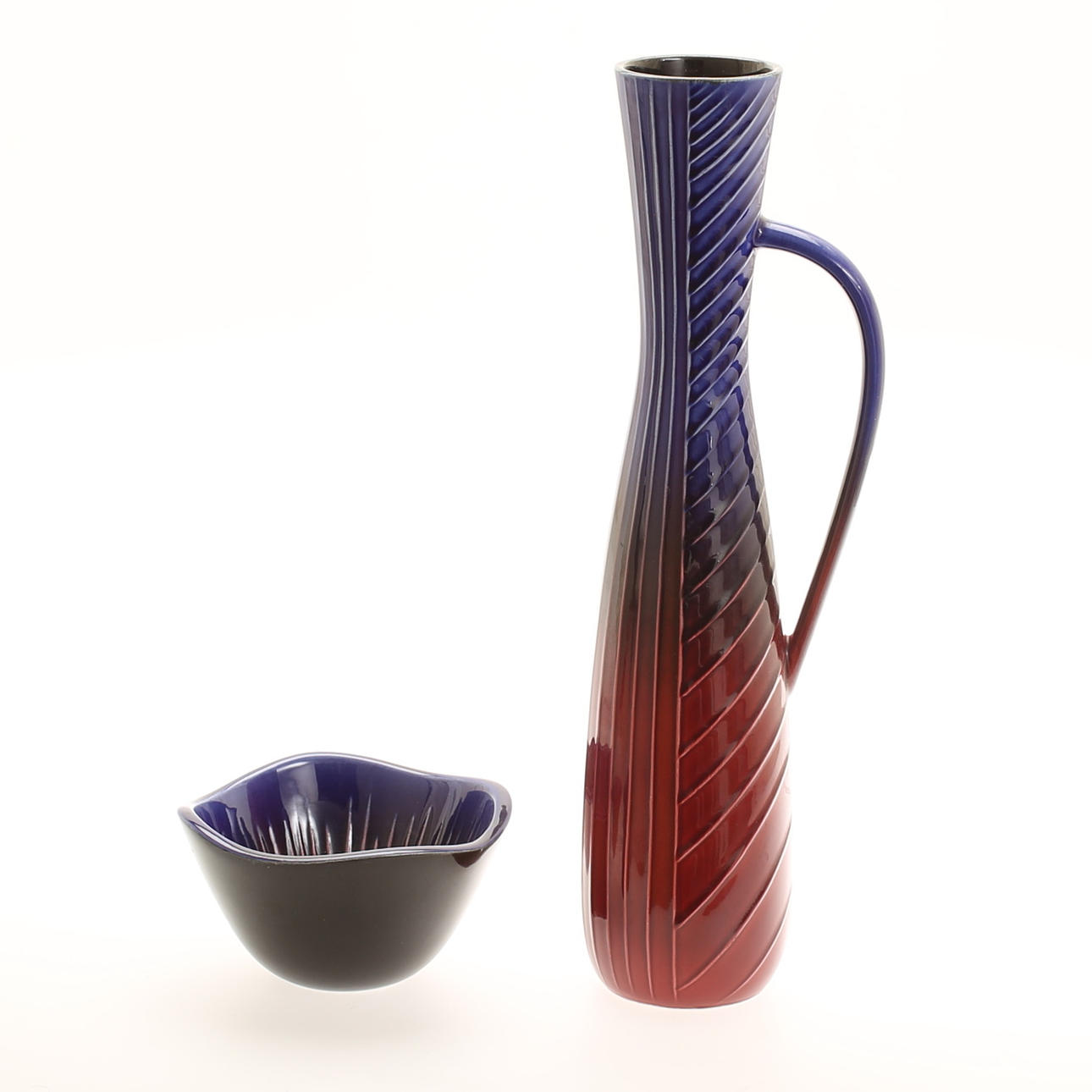 MALJAKKO. KULHO. "Sparaxis", Rörstrand.