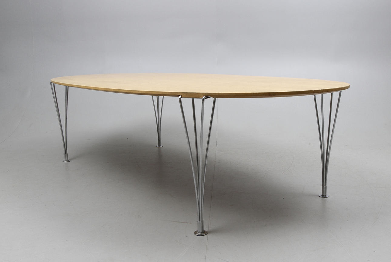 SOFFBORD, "Superellips" design av Piet Hein och Bruno Mathsson för Fritz Hansen, Danmark.