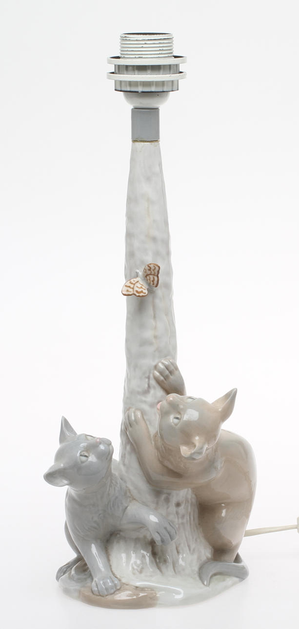 BORDSLAMPA, porslin, Zaphir, Spanien, 1900-tal.