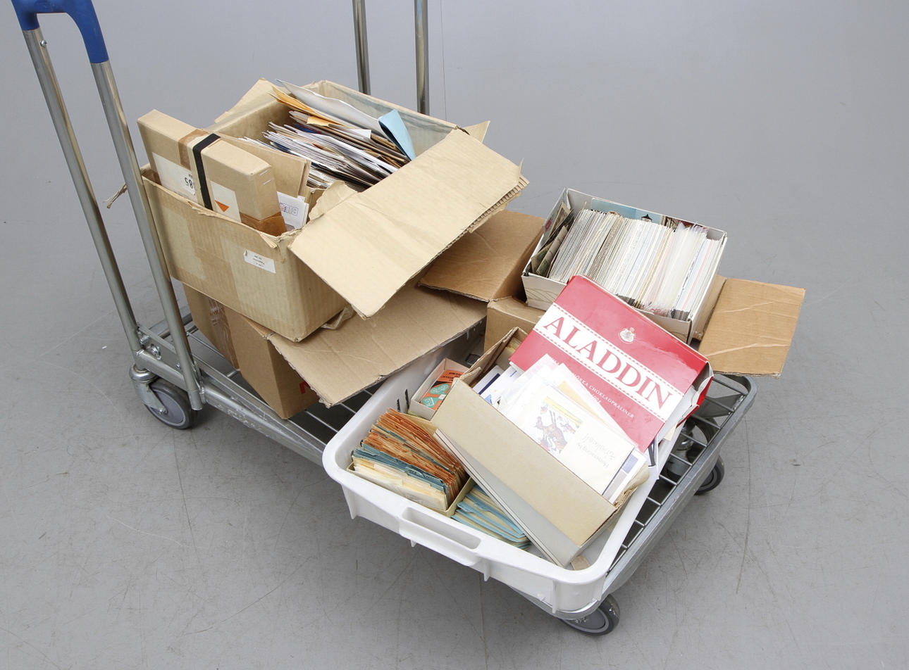 FRIMÄRKEN och BREV, stämplade.