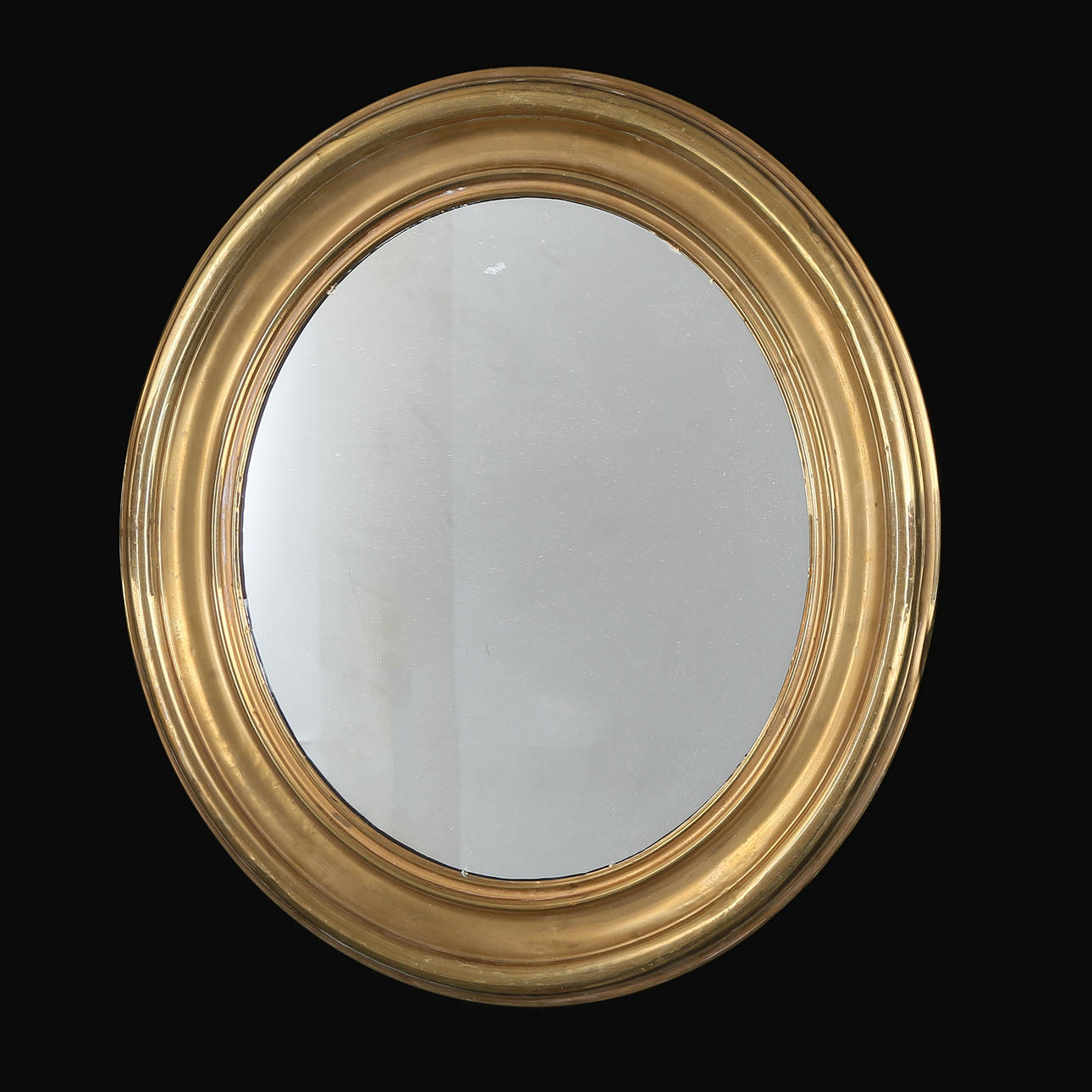 PEILI, soikea messinkikehyksellä, 18/1900.