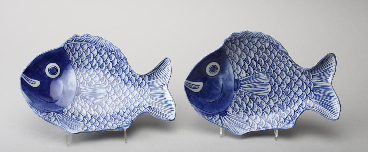 SKÅL, två delar, Japan 1900-talets början.