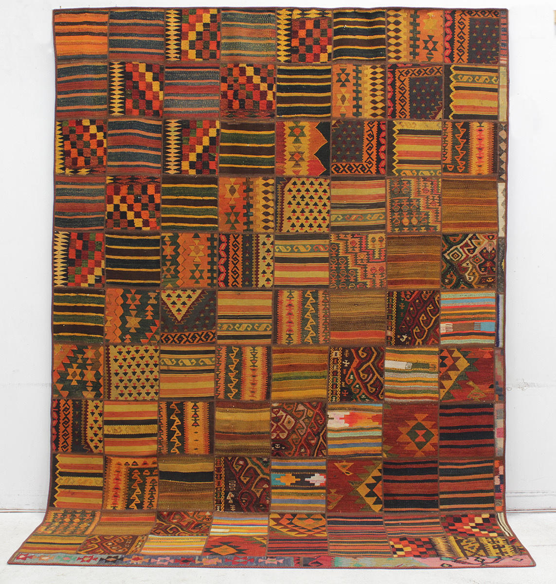 MATTA, Kelim patchwork, 350 x 250 cm.