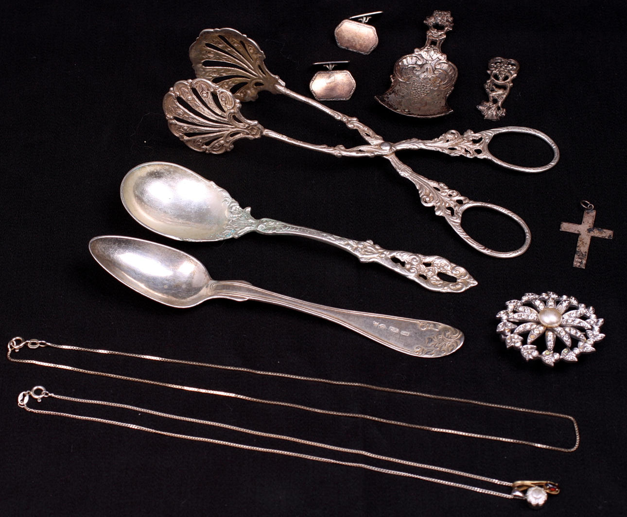 SILVERFÖREMÅL, 10 delar, 97 gram.