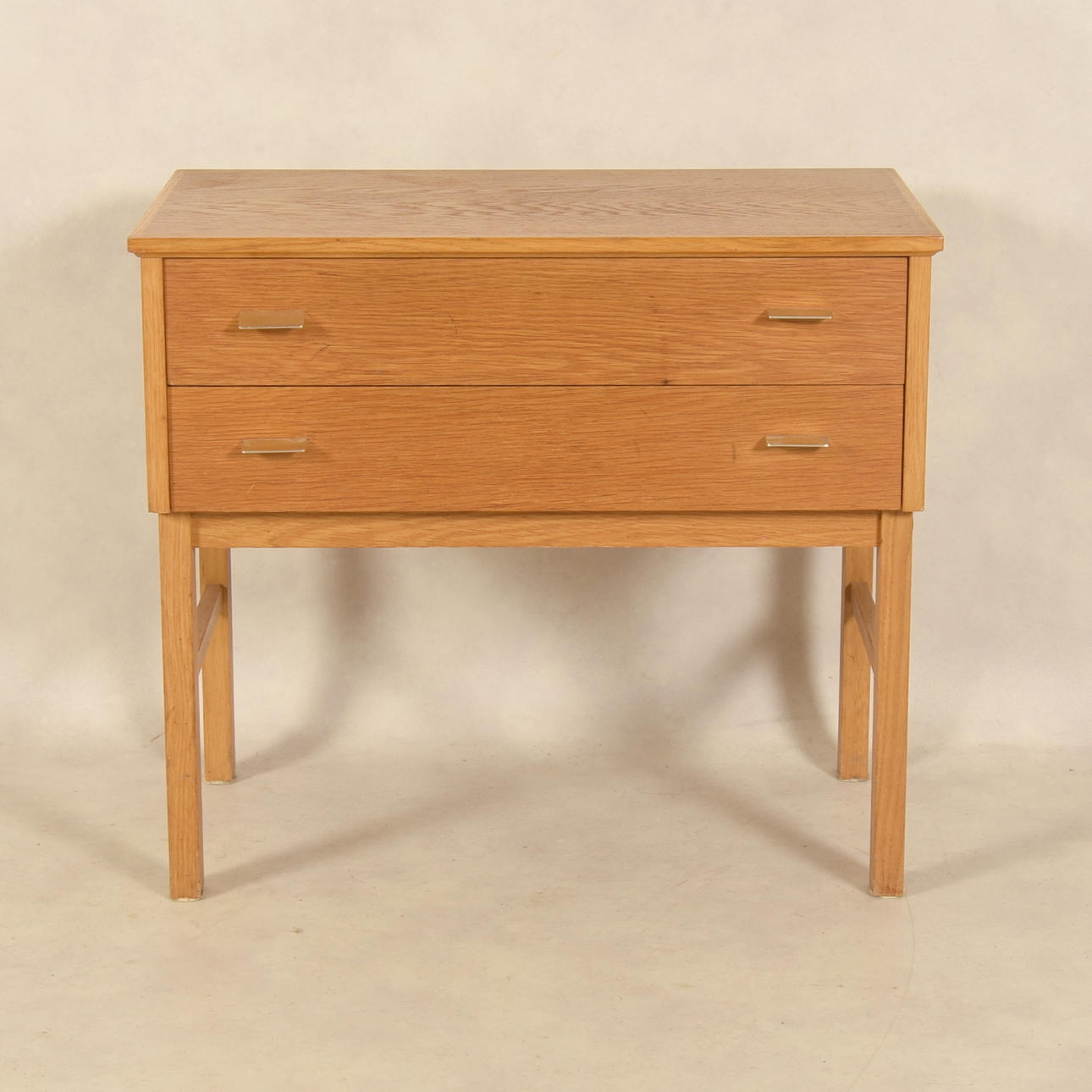 BYRÅ, 2-lådig,AB Carlström & Co Möbelfabrik.