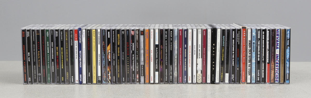 CD SKIVOR, 55 st, hårdrock och metall.