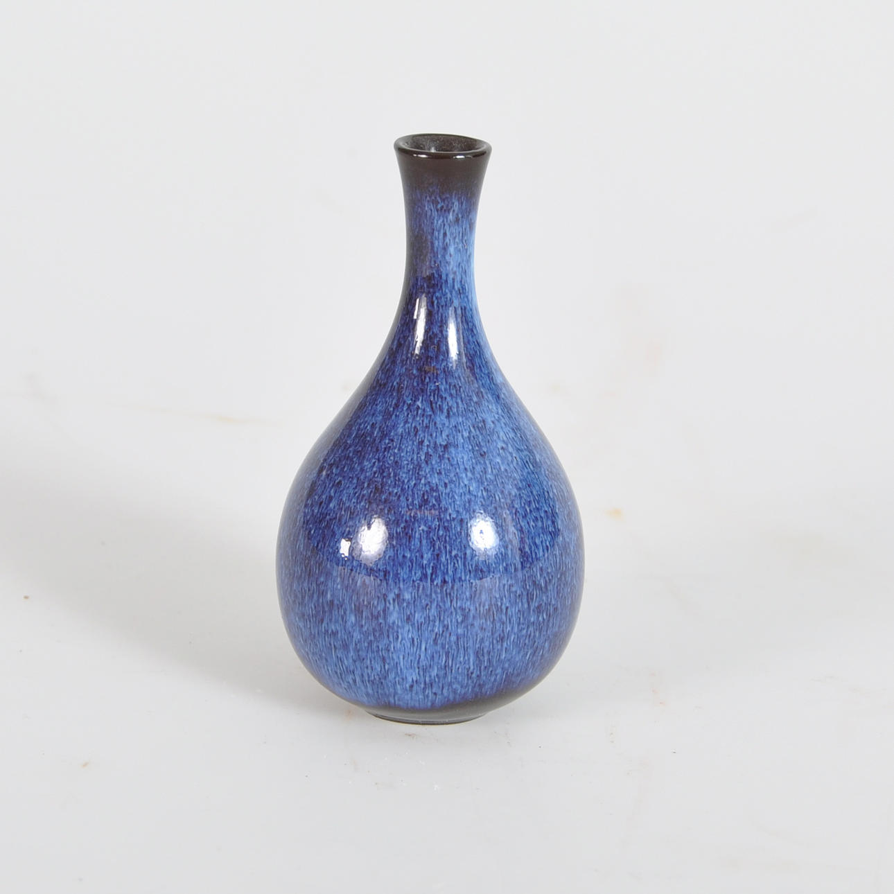 GUNNAR NYLUND. VAS, miniatyr, keramik, Rörstrand.