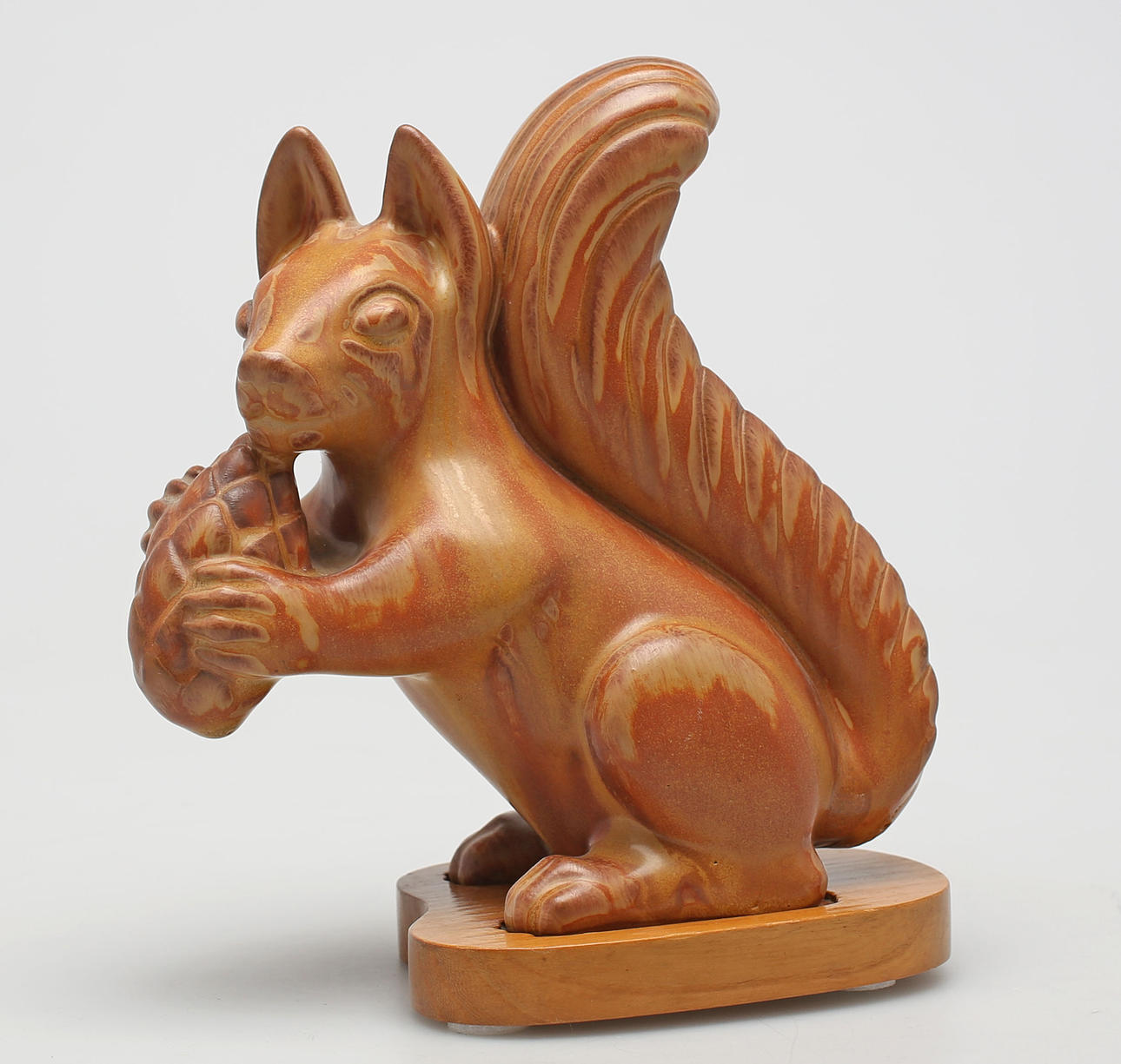 FIGURIN, stengods, sign o numr, Gunnar Nylund, Rörstrand.