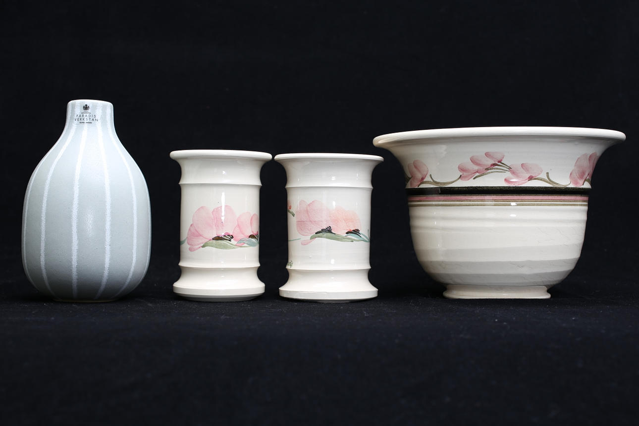 KERAMIKFÖREMÅL 4 st Paradis, Öland.