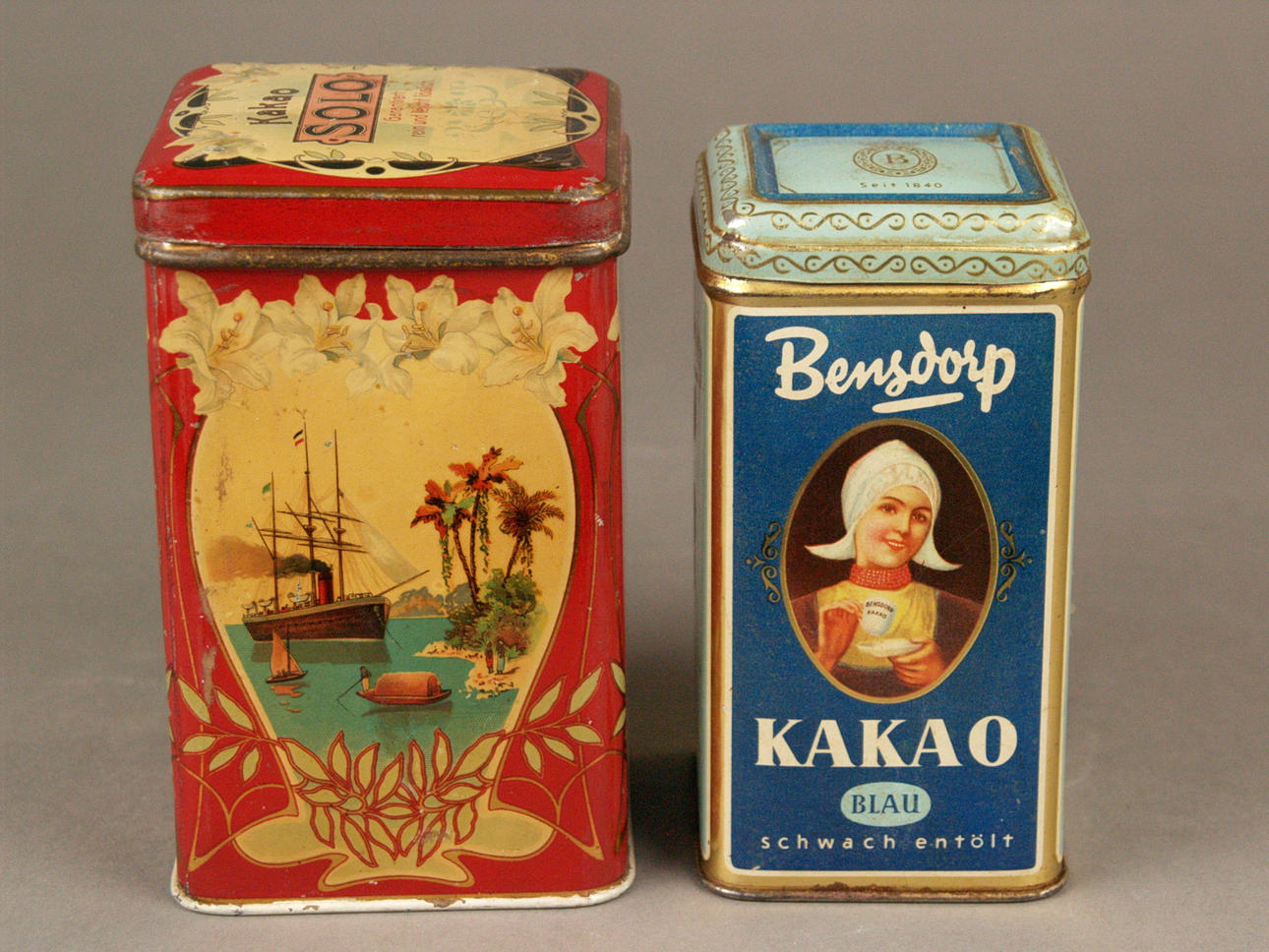 3 vintage kakao plåtburkar.