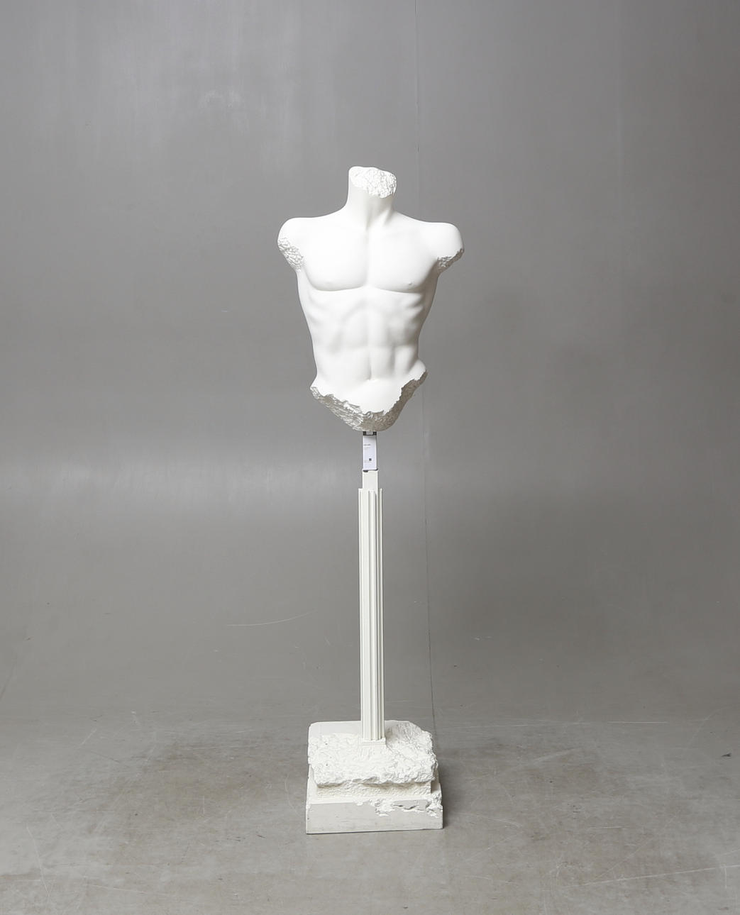 Mannekiini, puolivartalo.