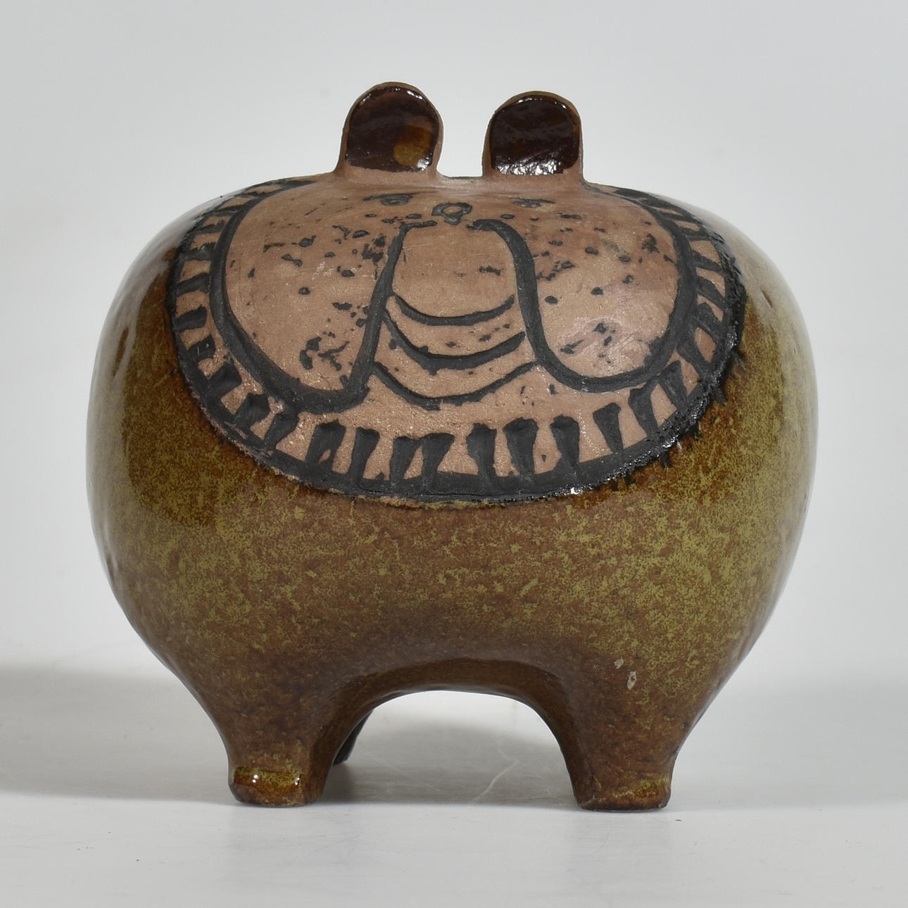 LISA LARSON, Bulldog 