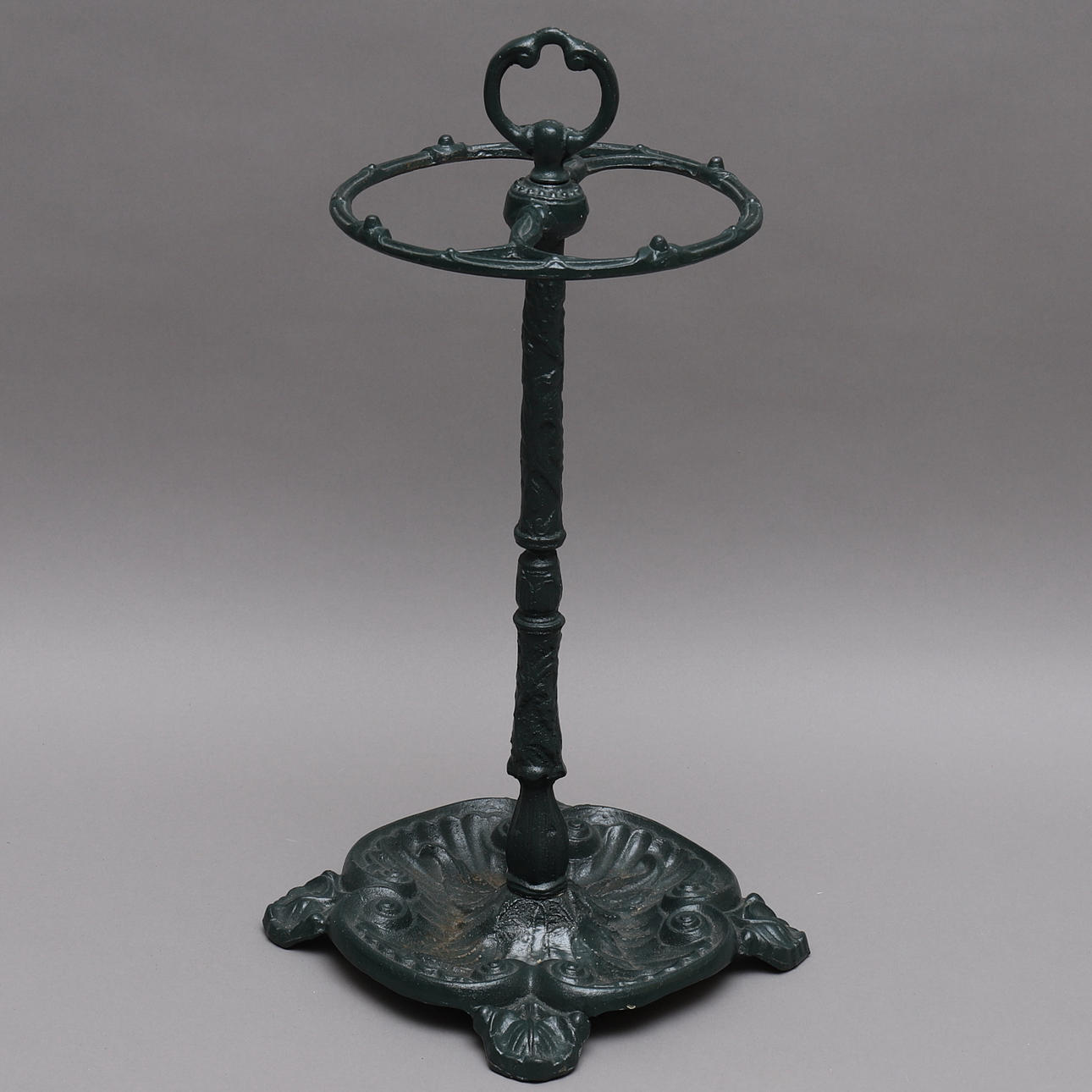 PARAPLYSTÄLL, Målat gjutjärn.