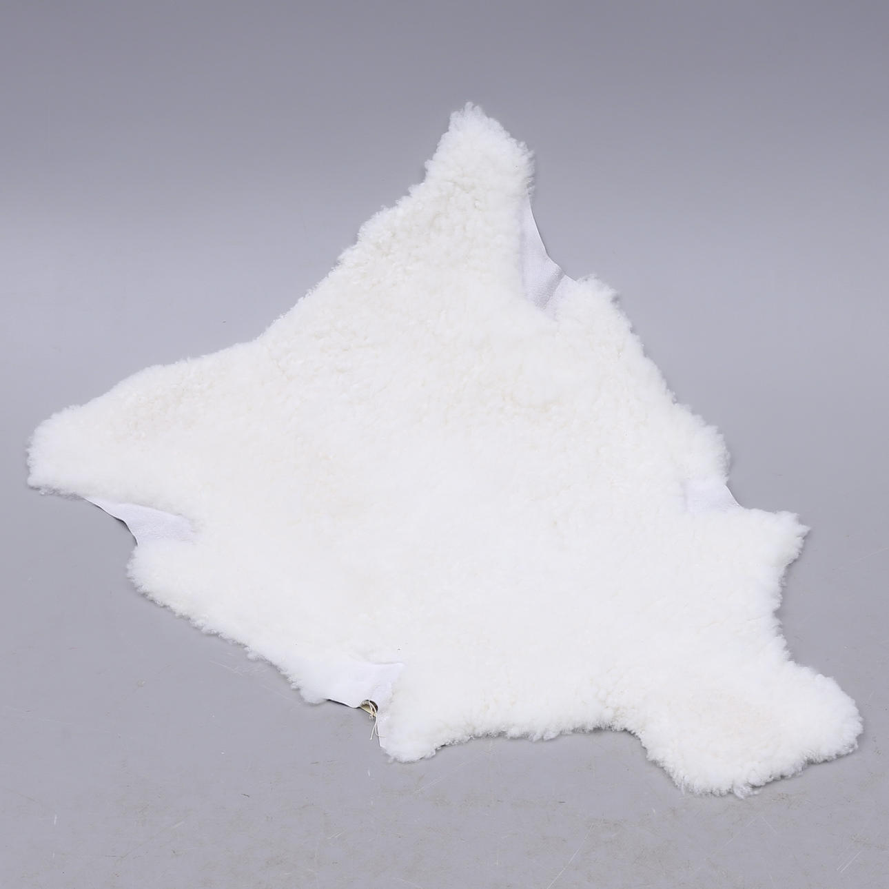 LAMB SKIN, Tranås skin preparation.