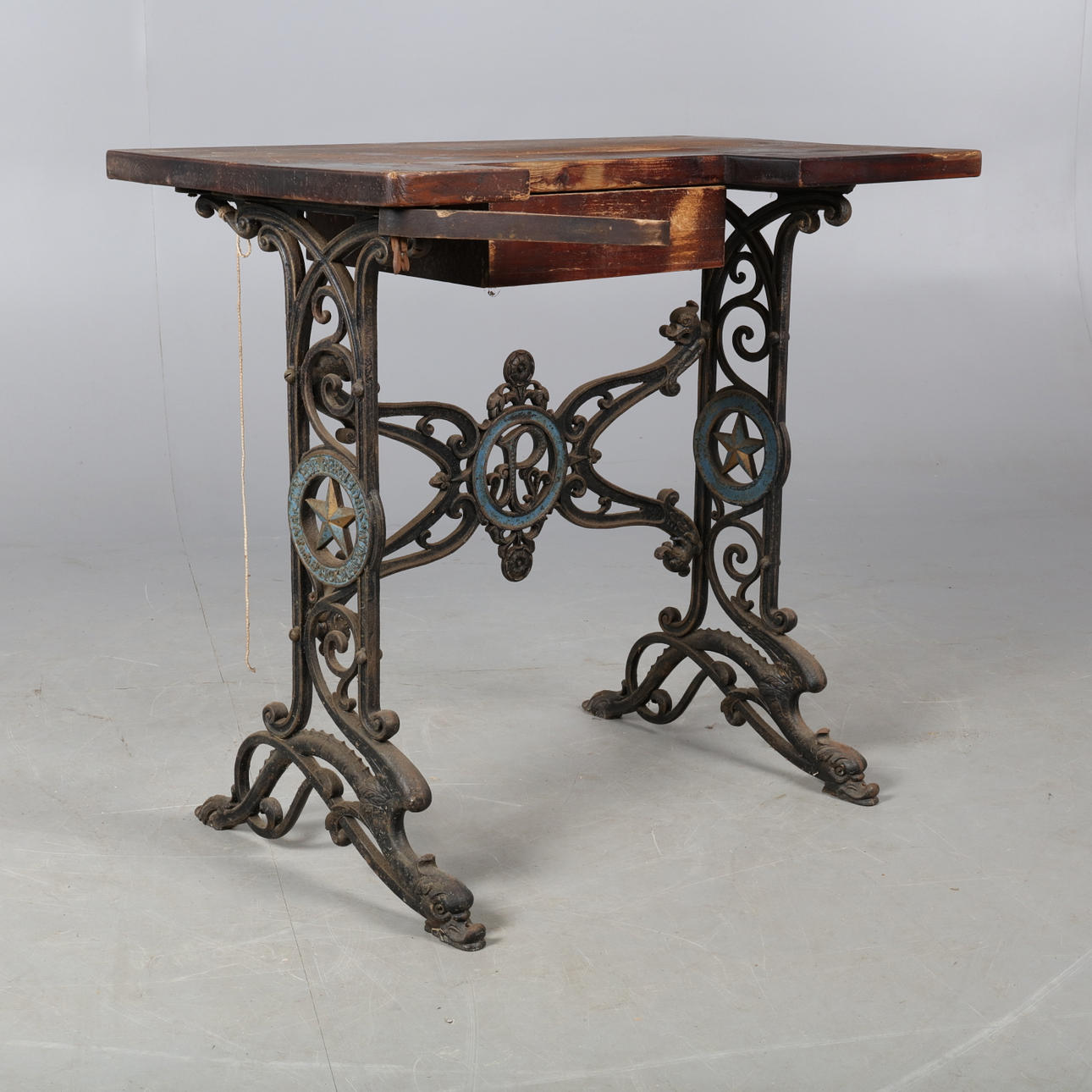 TABLE, knitting machine base, 1900s.