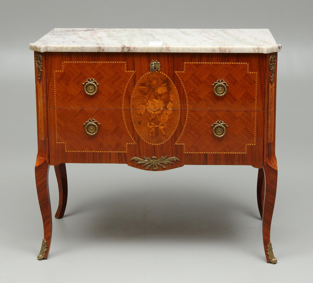 BYRÅ, med stenskiva, gustaviansk stil, 1900-tal.