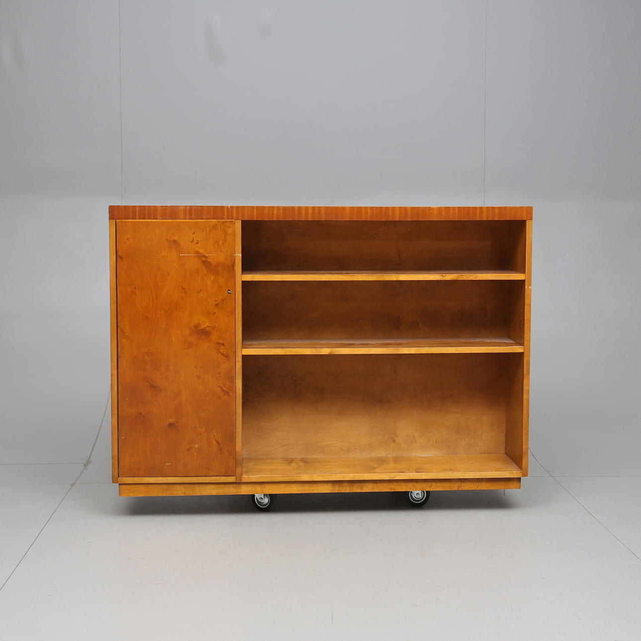 BOKHYLLA, 1930-/40-tal.