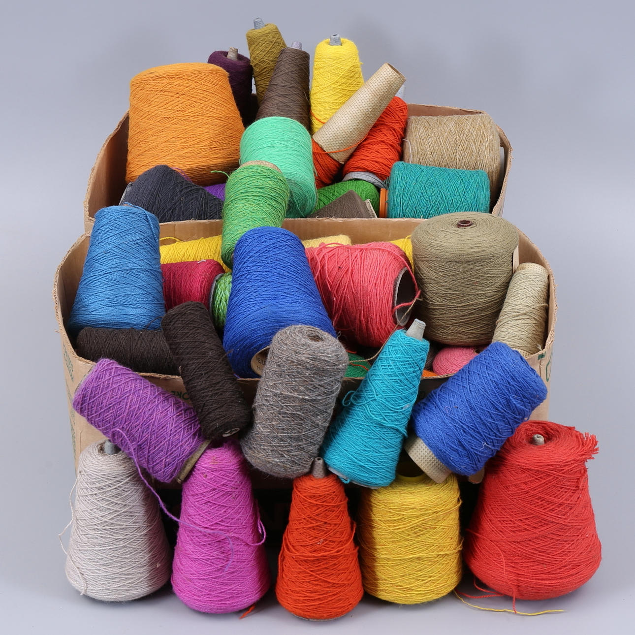 GARN, hovedsageligt uld, Borregaard, Norge.