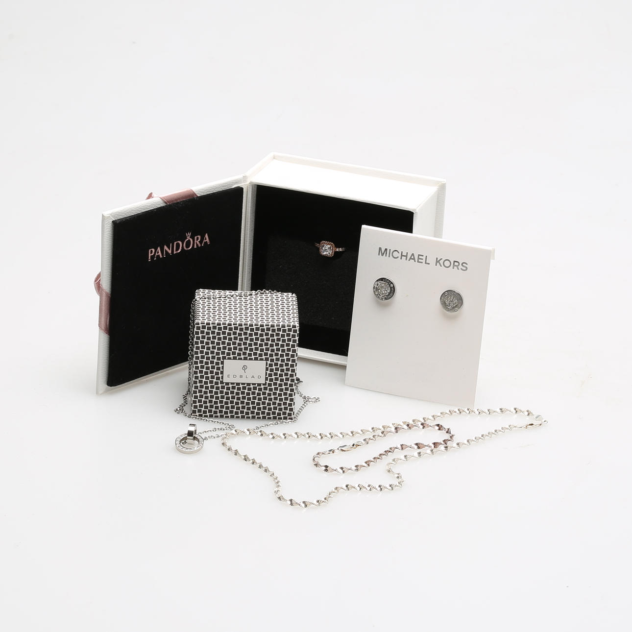 SMYCKEN, bla silver, Guldfynd, Pandora, Edblad, Michael Kors.