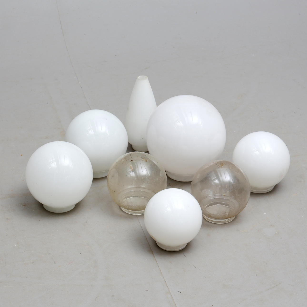 LAMPKUPOR, glas, 8 st, 1900-tal.