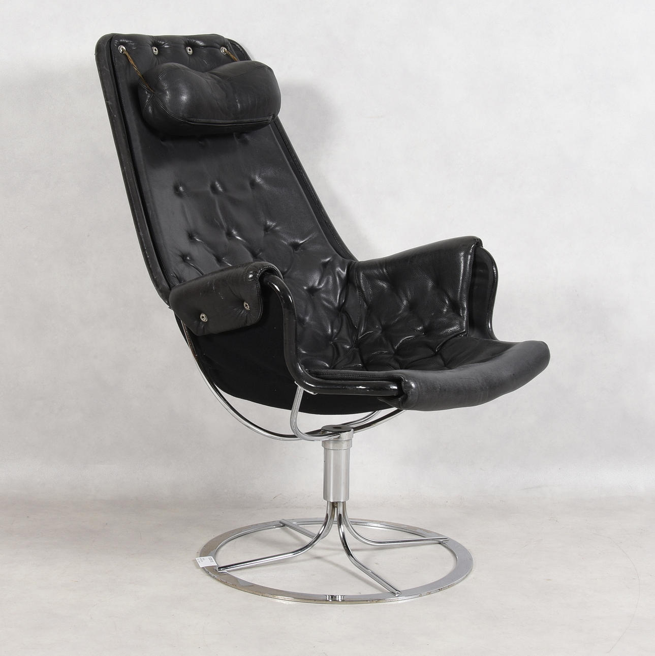 BRUNO MATHSSON. Fåtölj, "Jetson" för Dux.