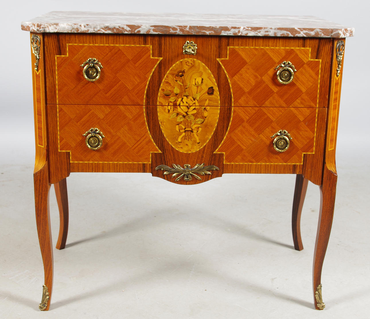 BYRÅ med stenskiva, 2-lådig, mahogny/bronser/intarsia, gustaviansk stil.