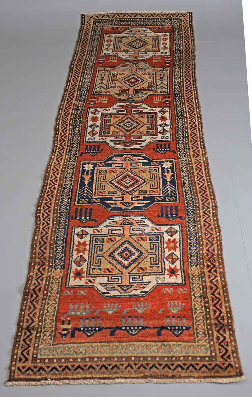 GALLERIMATTA, orientalisk, ull, antik/semiantik. 314x84 cm.