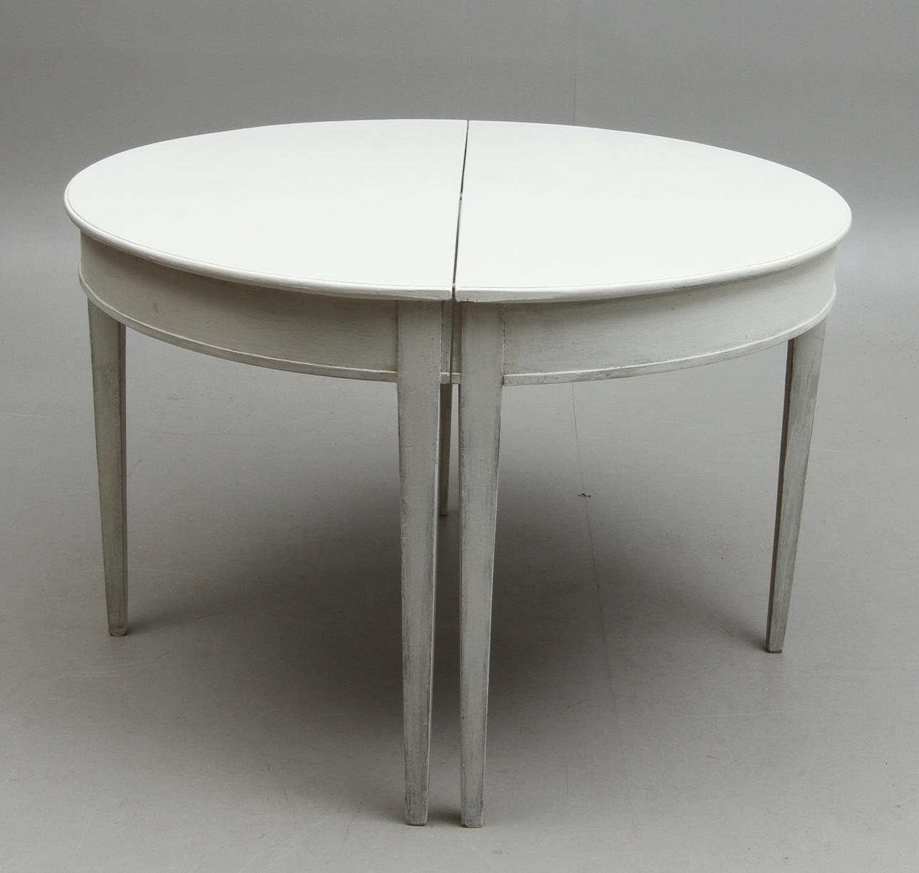 MATSALSBORD, gustaviansk stil, 1900-talets början och 2000-tal.