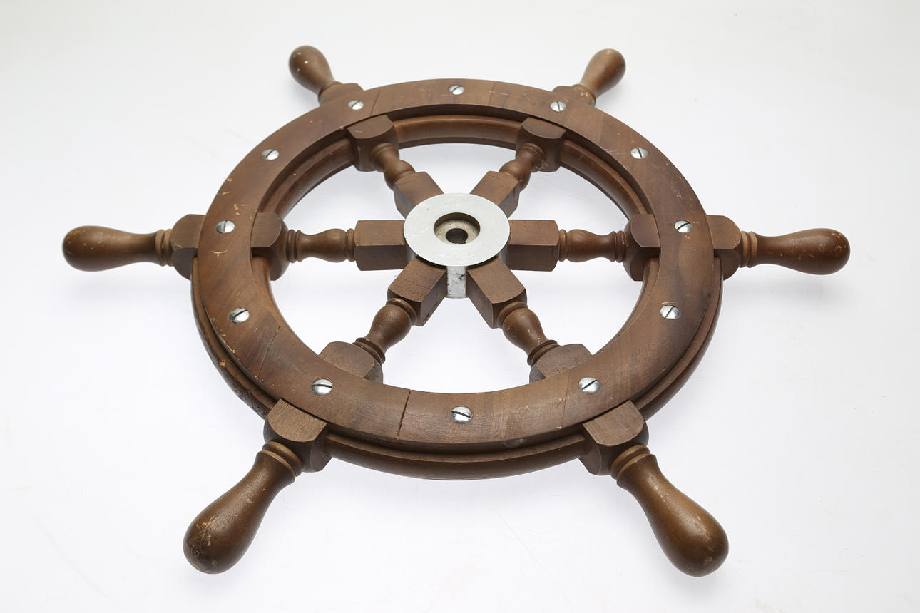 STEUERRAD, Holz, 2. Hälfte 20. Jahrhundert.