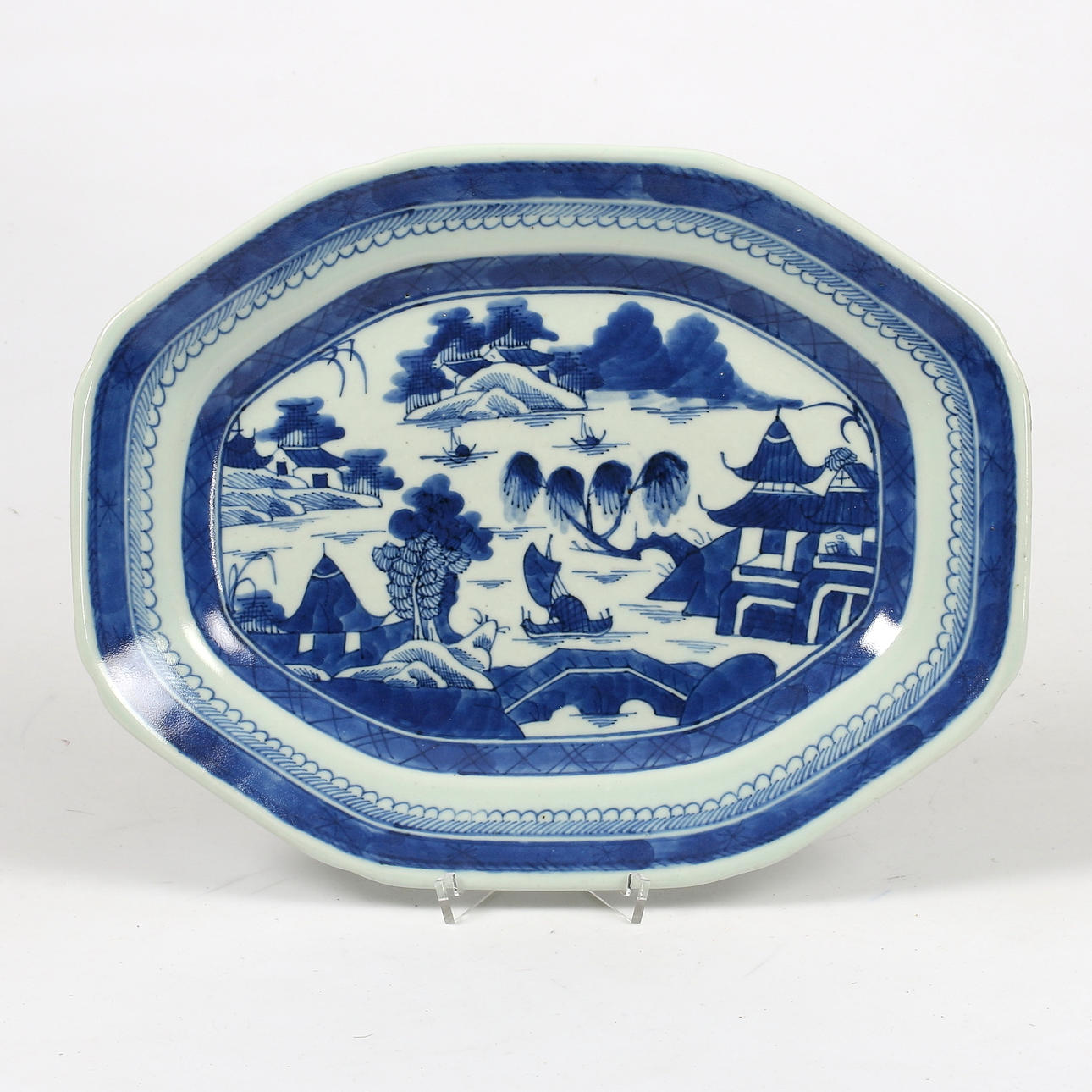 STEKFAT, porslin, Kina, 18/1900-tal.