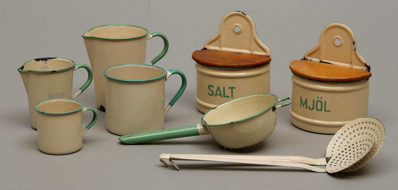 KOCKUMS EMALJ, 9 delar.