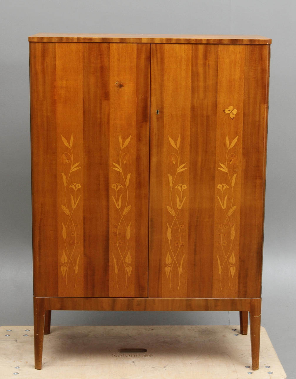 SKÅP, intarsia, 1930/40-tal.