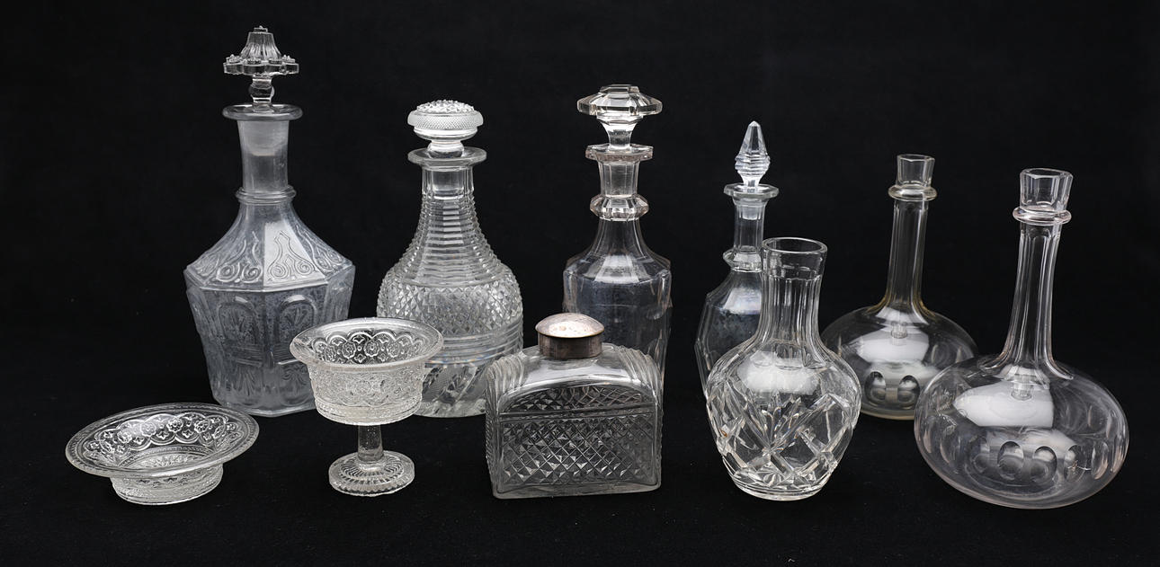 PARTI KARAFFER mm, mestadels 1800-tal (10).