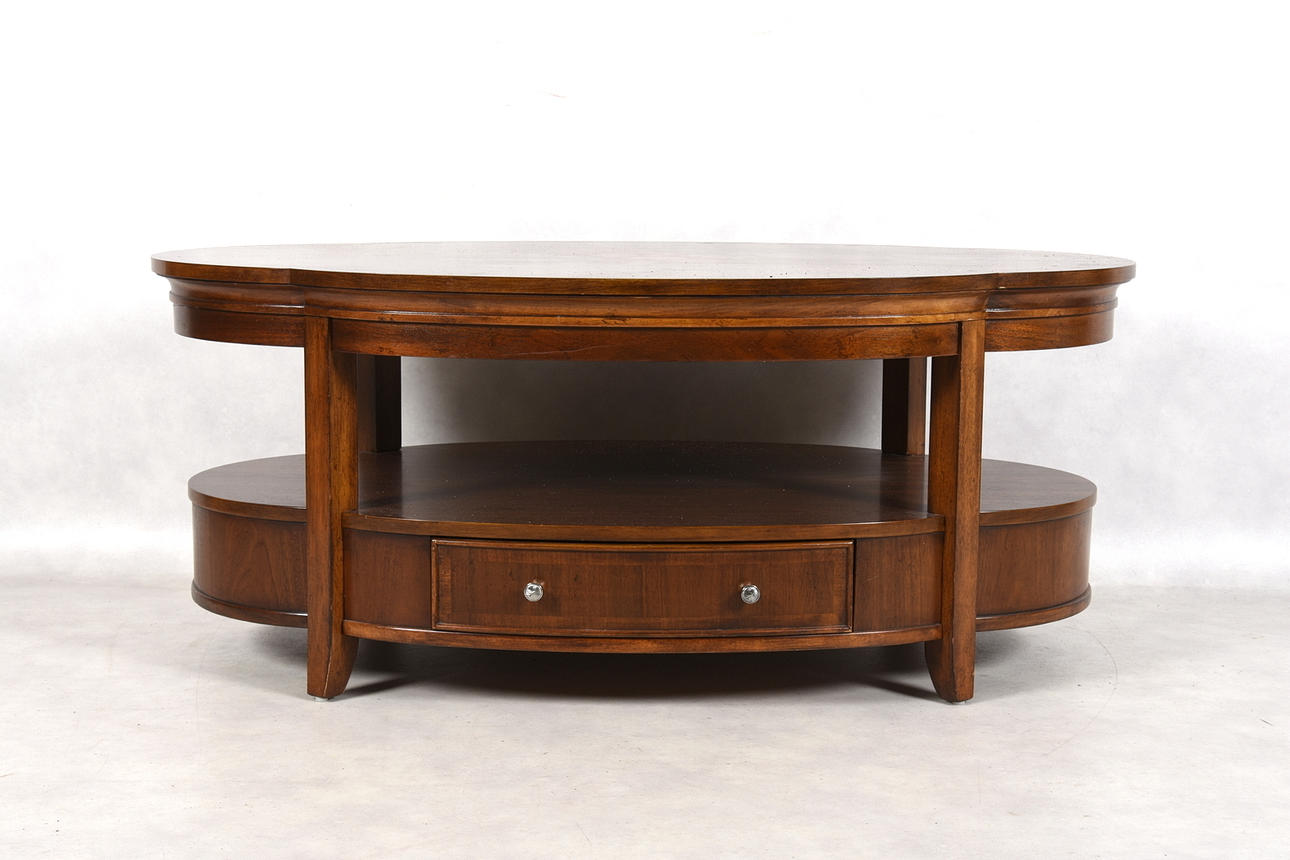 MESA DE CENTRO, con marquetería, fabricación moderna.