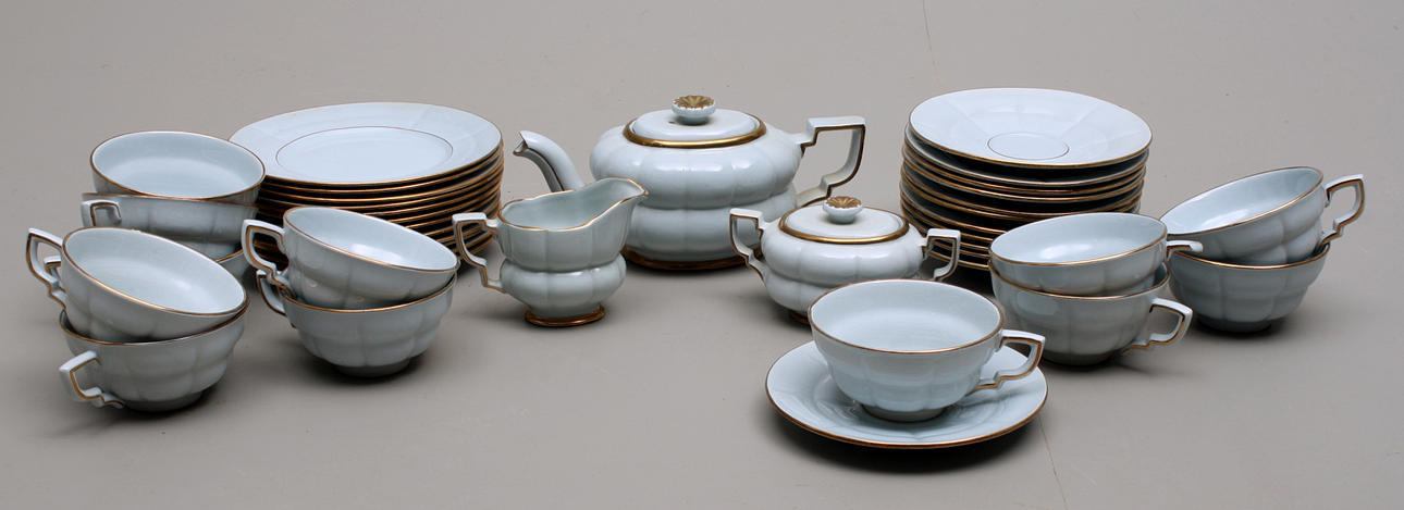 TESERVIS, 39 delar, porslin, "Grand" Gefle - Arthur Percy.