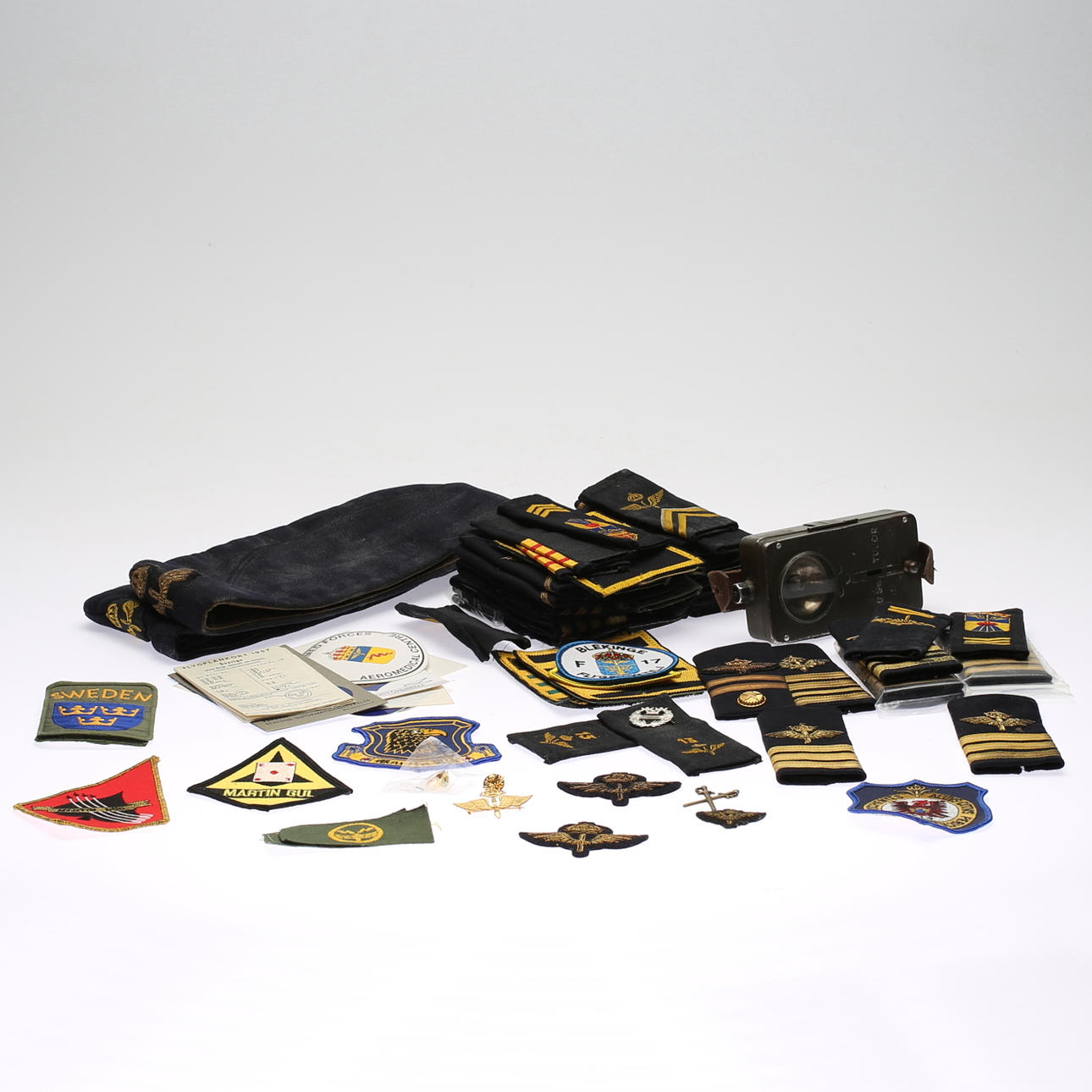 UNIFORM DETAILS, military.