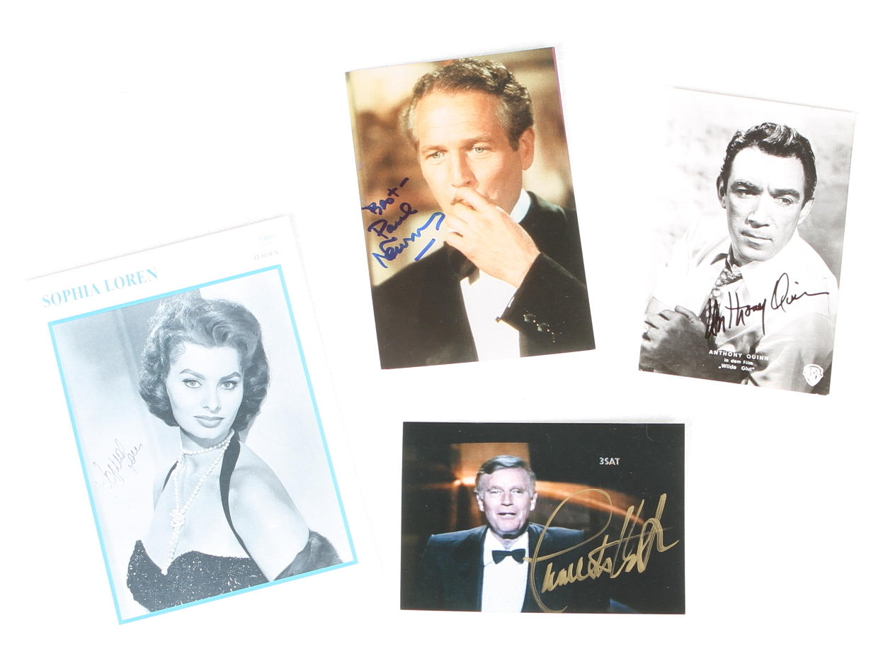 AUTOGRAFER, 4 st, Sophia Loren, Paul Newman, Anthony Quinn, Charlton Heston.