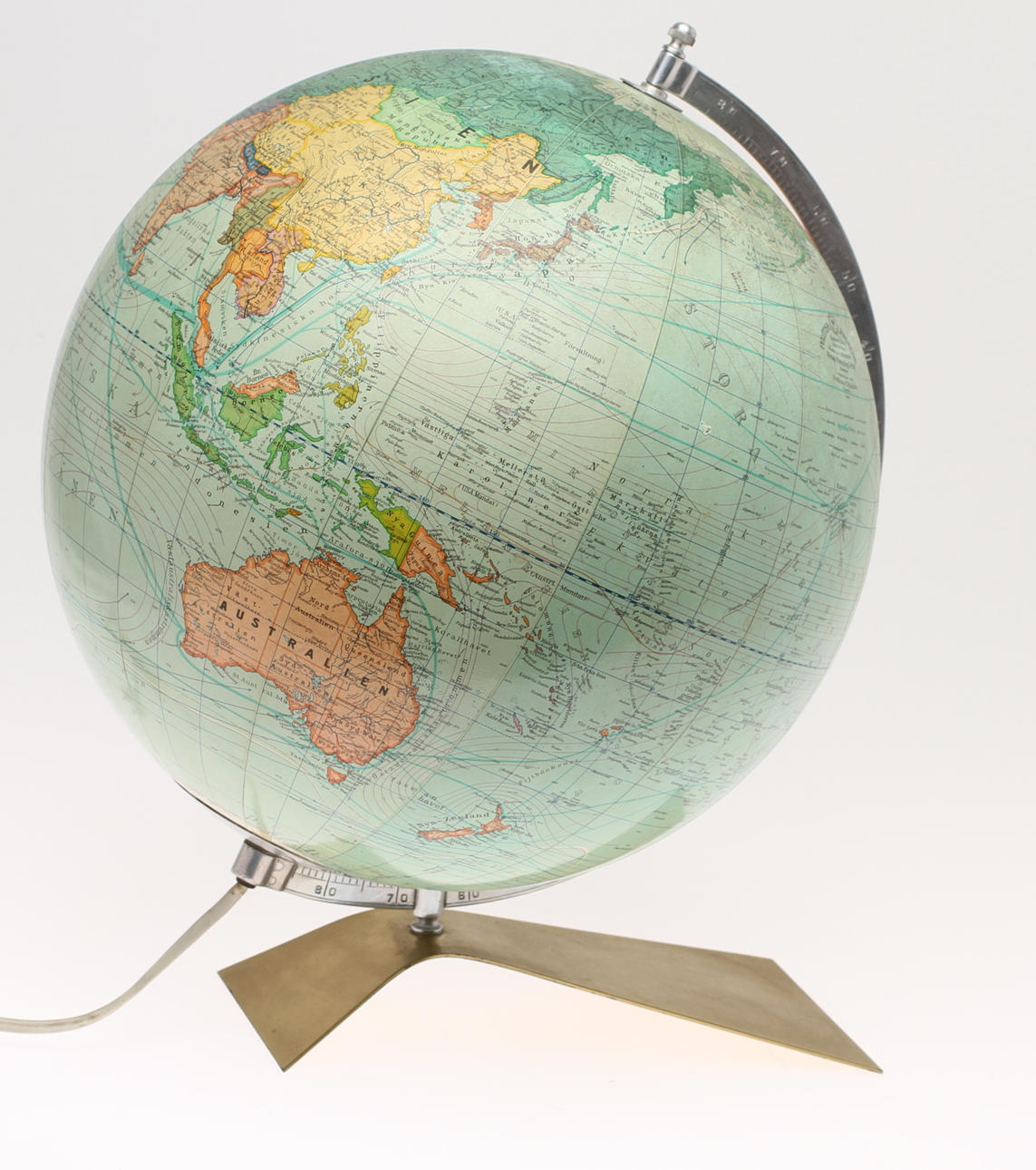 JORDGLOB, på mässingsfot, 1950/60-tal.