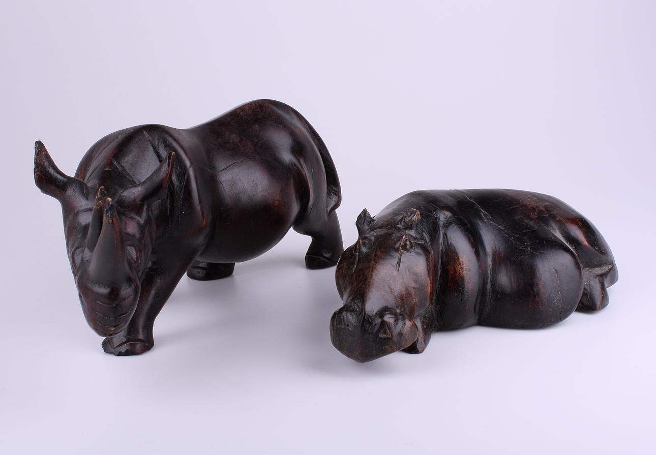 TRÄSKULPTURER, 2 st, Kenya, Afrika, 1990/2000-tal.