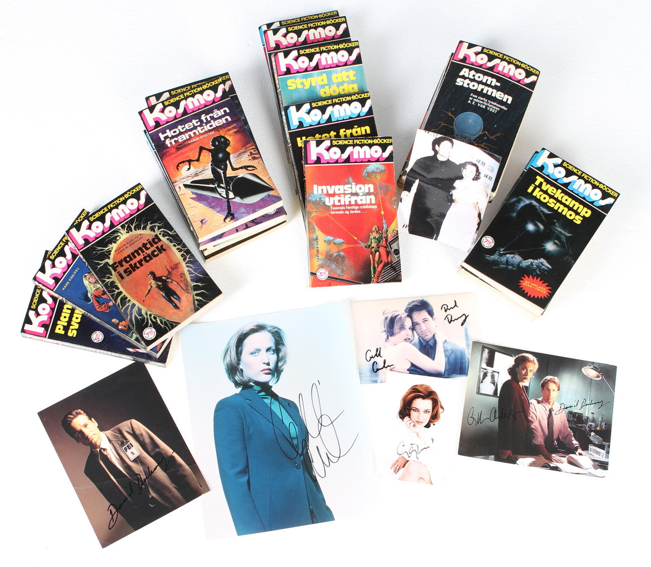 SCIENCE FICTION, Autografer samt litteratur.