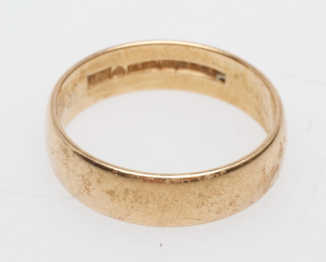 RING, 18k guld, vikt ca 6,6 gr.