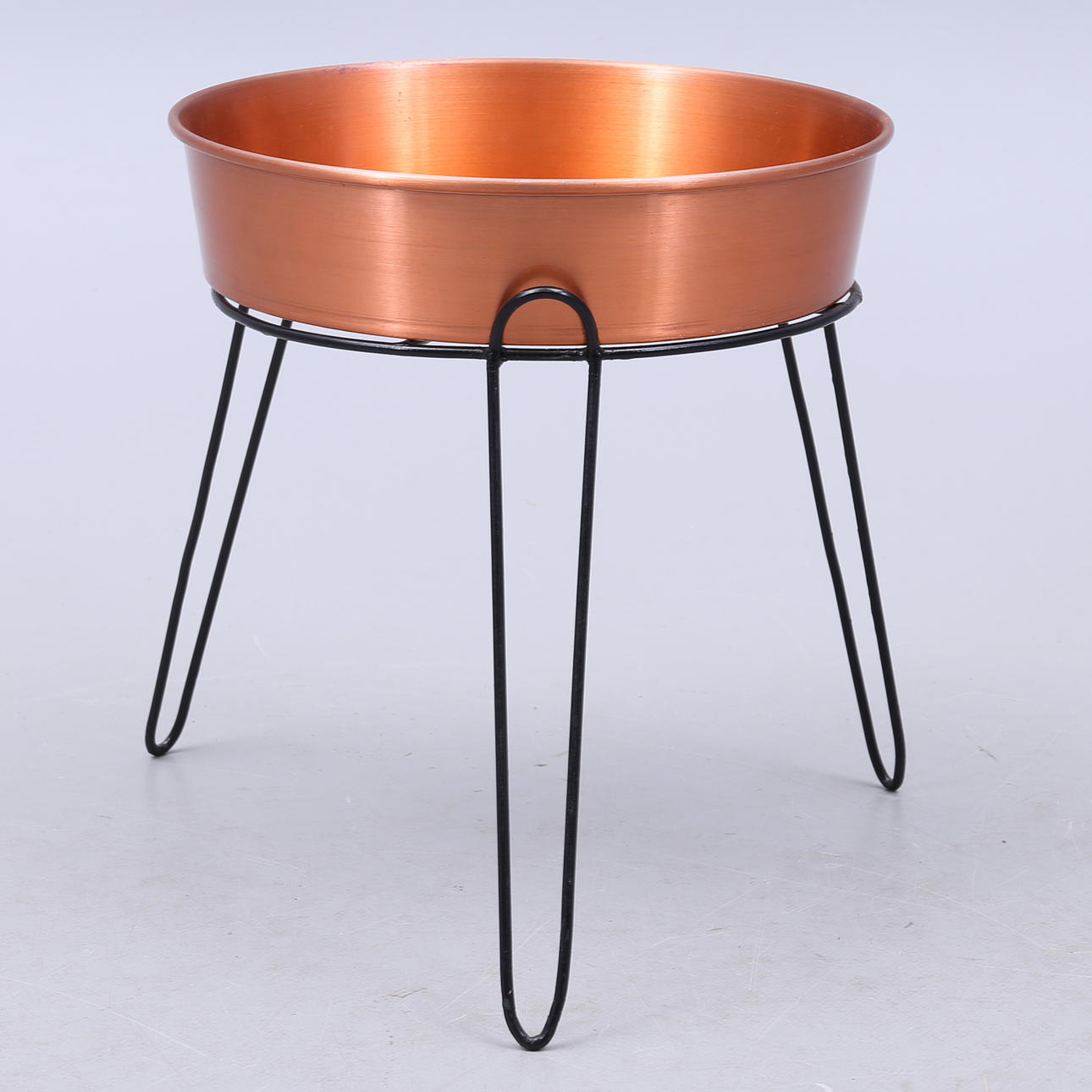 BLOMBORD, koppar, 1900-talets mitt.