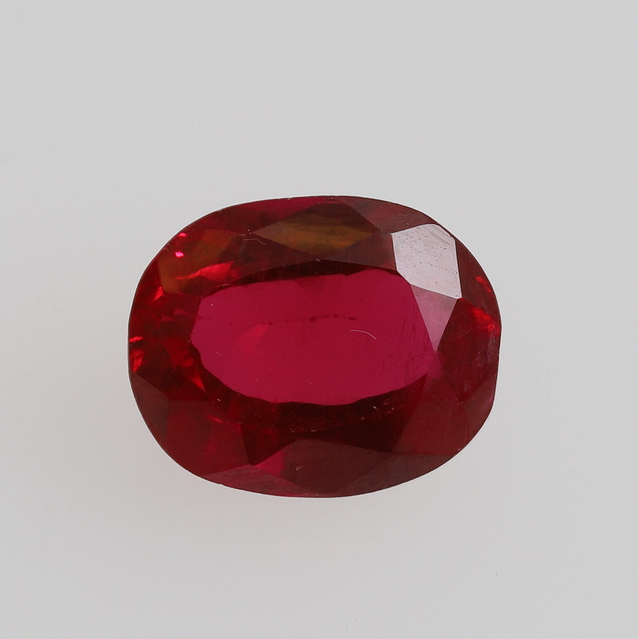 ÄDELSTEN, Naturlig Rubin, 7.25 ct.