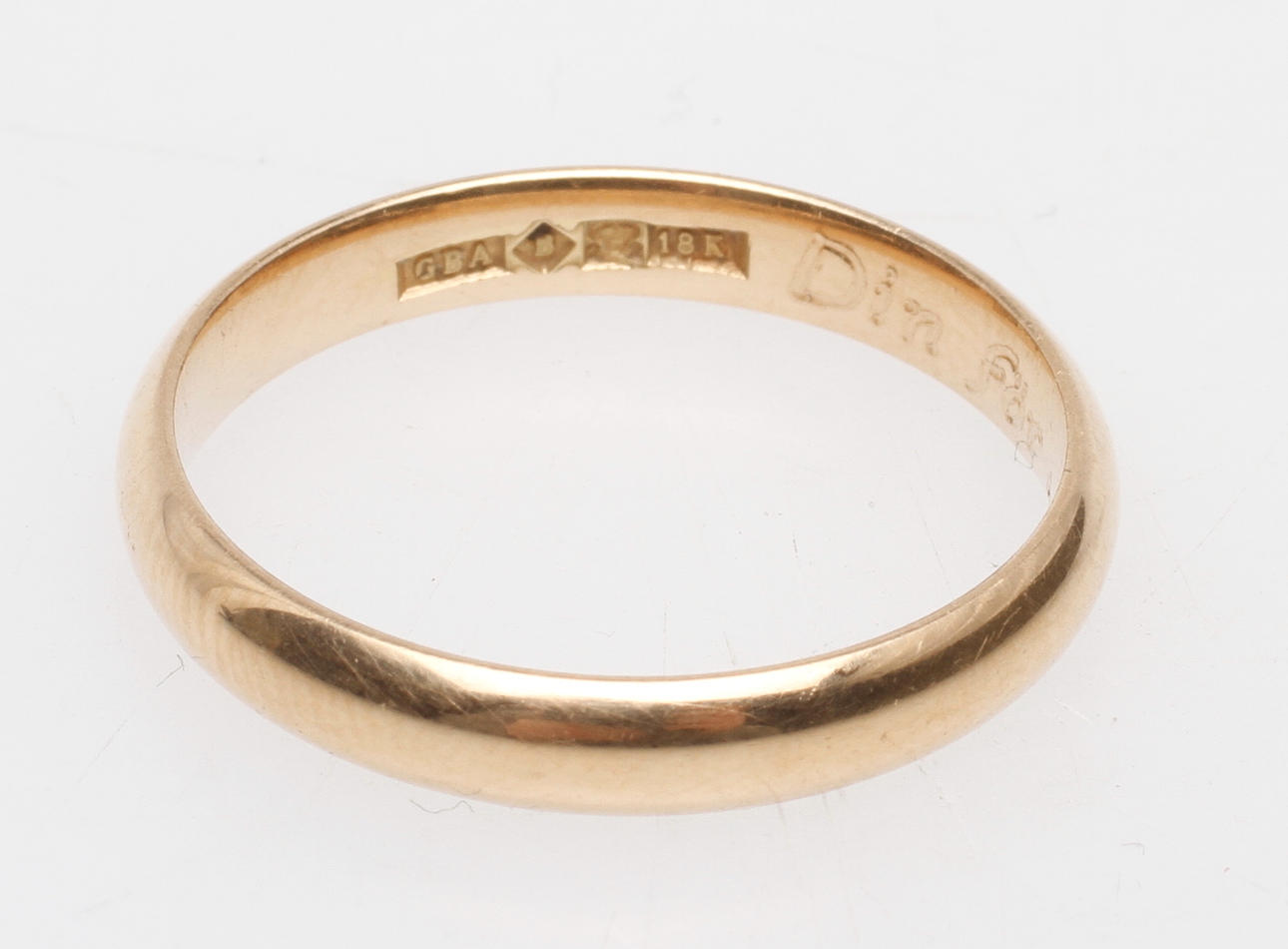RING, 18k guld, vikt ca 4,5 gr.
