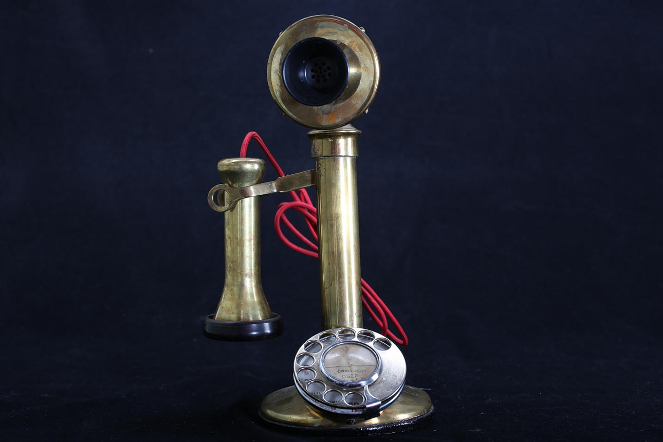 BORDSTELEFON, Mässing, tidigt 1900-tal.