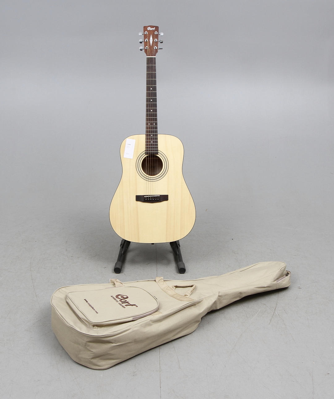 AKUSTISK GITARR samt TUNER, Earth60 NS, Cort.