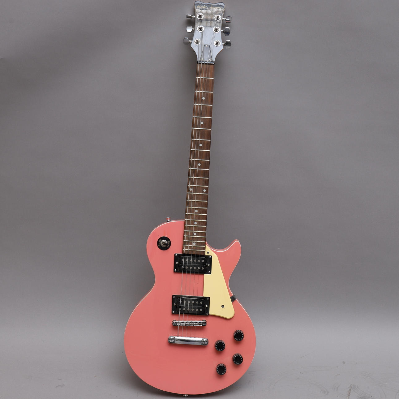 ELECTRIC GUITAR, Leslie Jennings.