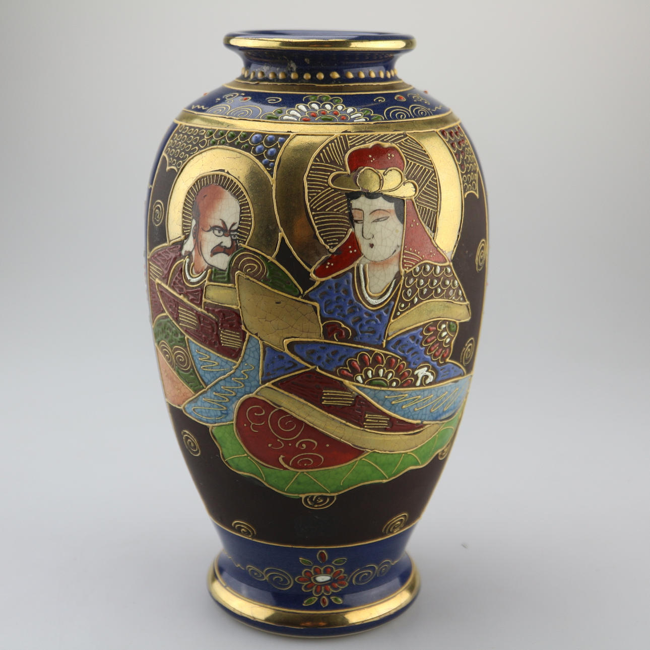 SATSUMA VASE JAPAN.