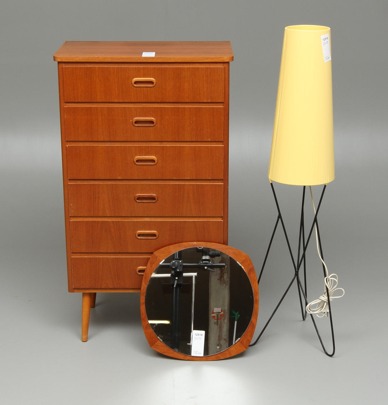 BYRÅ, LAMPA, SPEGEL, 1950-tal.