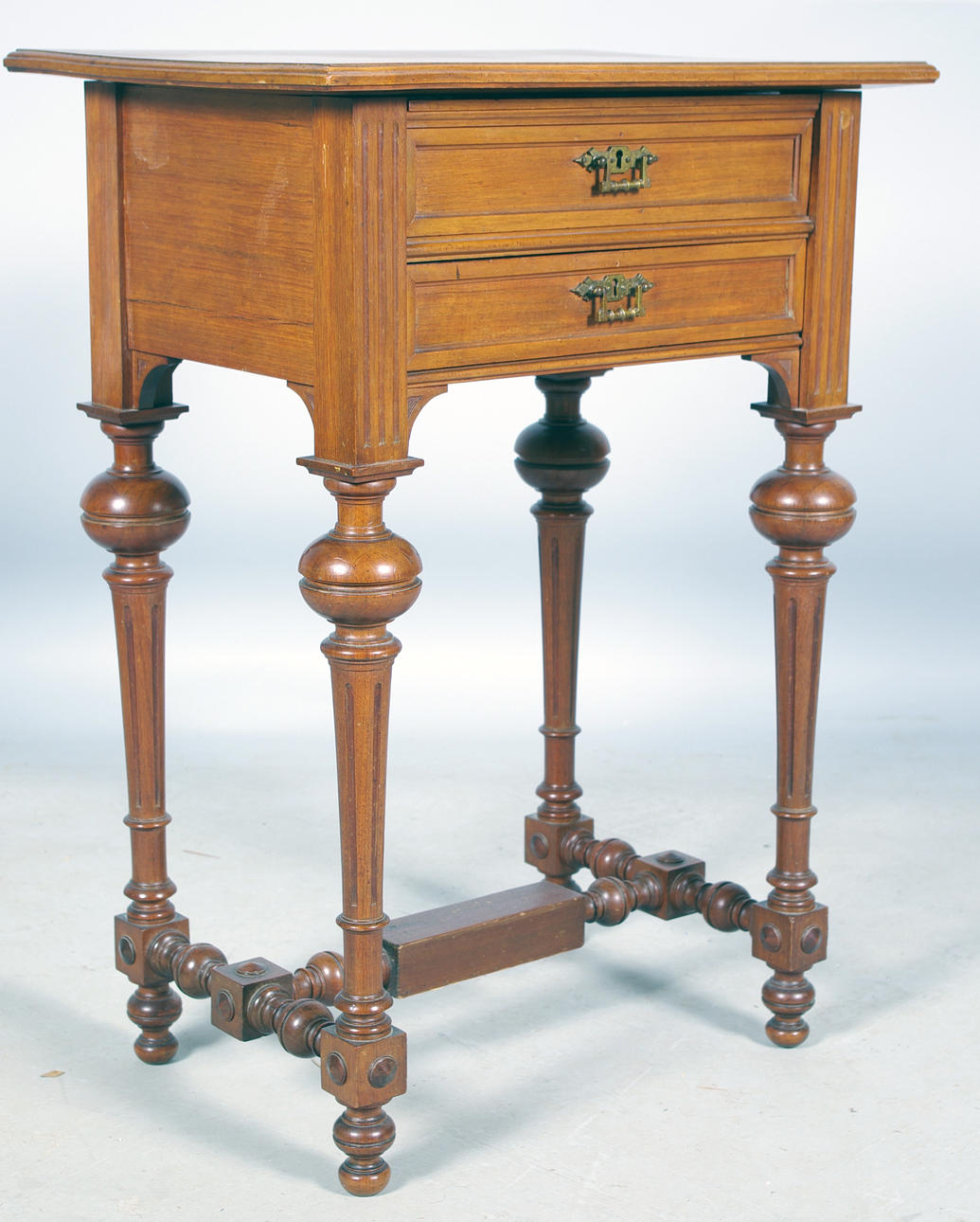 SYSKRIN, mahogny, nyrenässans.